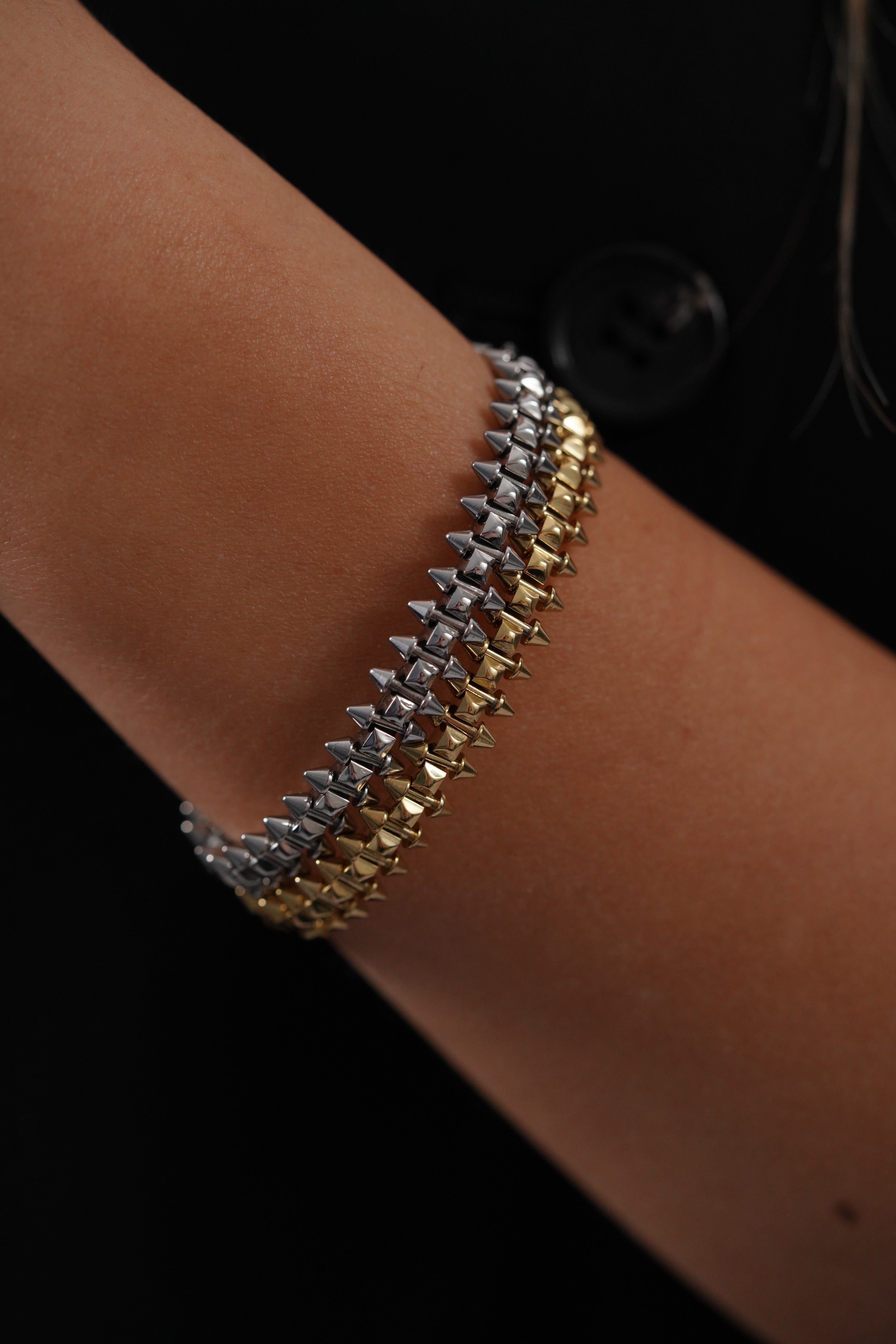Cariter Clash Bracelet