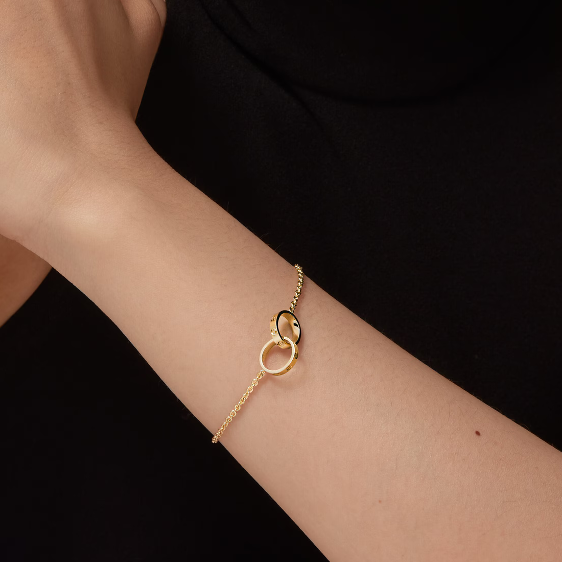 Unisex Cartier Love on Chain Bracelet